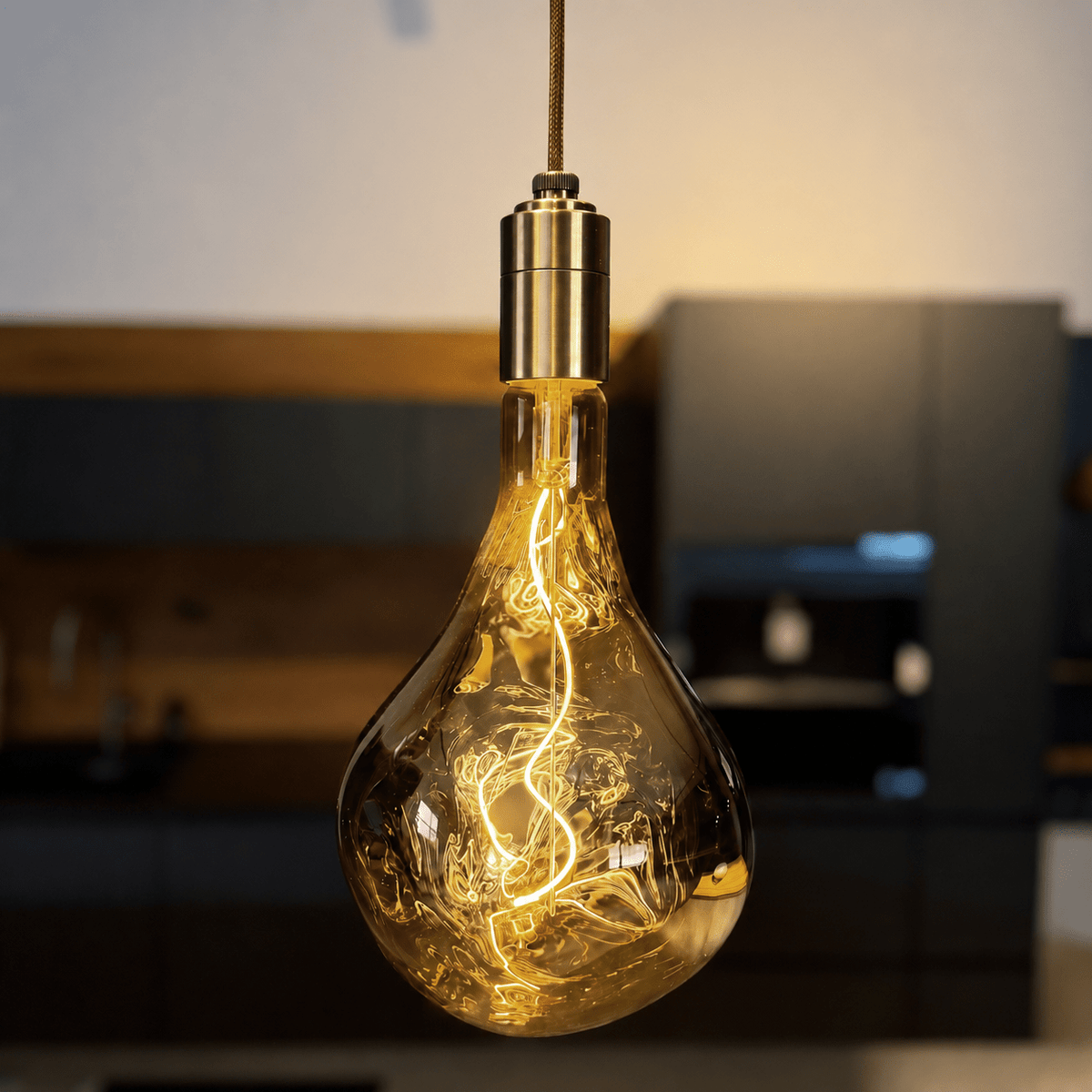 E27 LED Leuchtmittel irregular A165 - 4 Watt Gold